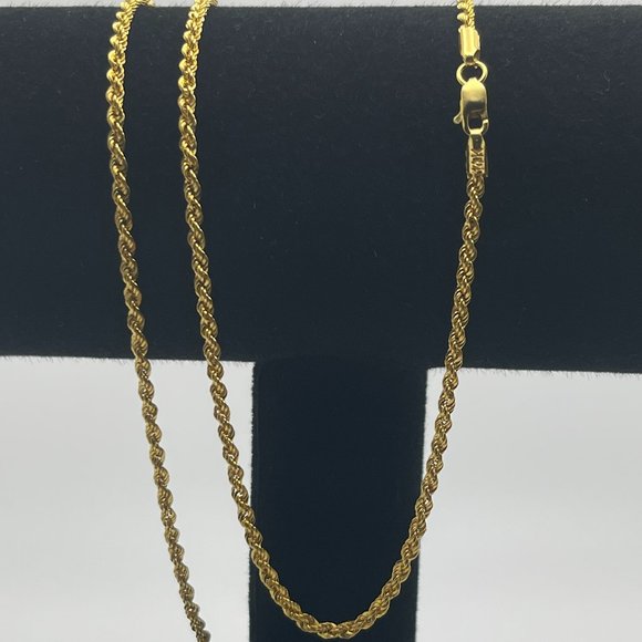 Solid 14K Gold Diamond Cut Rope Chain Necklace 24 inch,2.5 mm - Picture 15 of 17